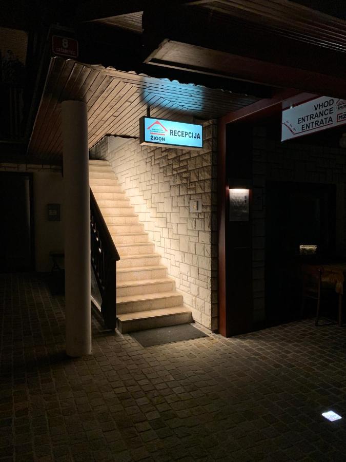 Žigon Bed&Breakfast Logatec Exterior foto